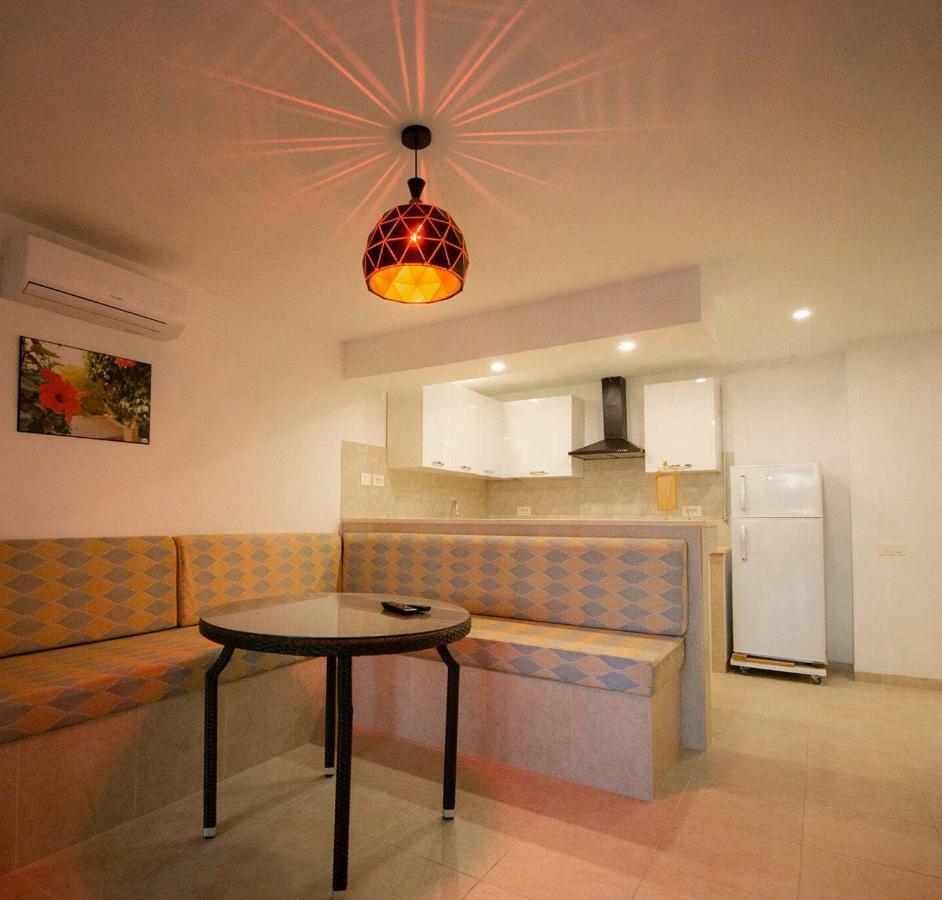 Diar Yasmine Hotel Tazarka ภายนอก รูปภาพ